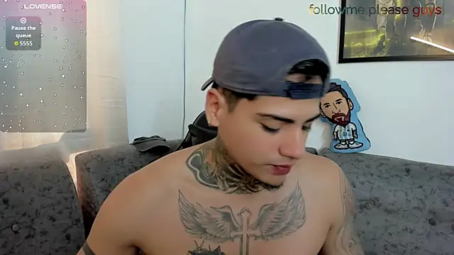 Snapshot of sweetlatinoboy chatting on June 11, 2026, 12:24 pm sweetlatinoboy online show from June 11, 2026, 12:24 pm