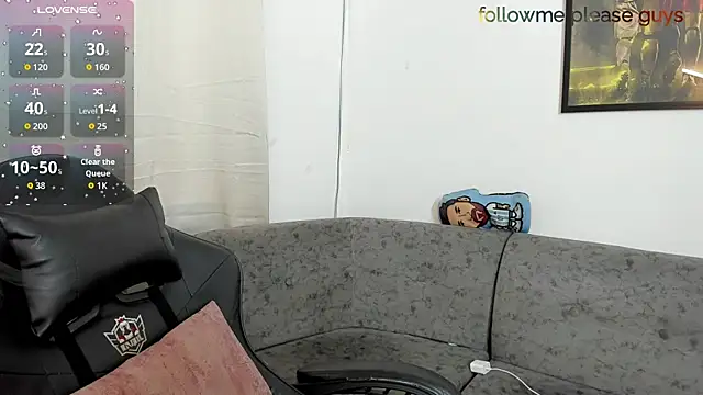 Snapshot of sweetlatinoboy chatting on June 18, 2026, 12:10 pm sweetlatinoboy online show from June 18, 2026, 12:10 pm