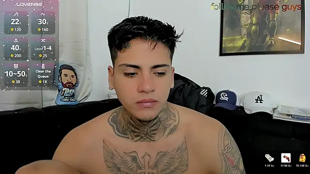 sweetlatinoboy online show from April 18, 2026, 11:12 am