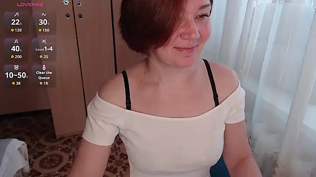 Snapshot of Julia_Vagrik chatting on June 12, 2026, 9:29 am Julia Vagrik online show from June 12, 2026, 9:29 am
