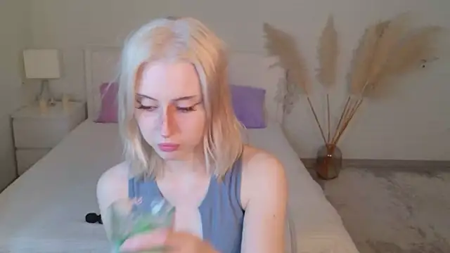 oh  lily online show from May 12, 2026, 1:39 pm