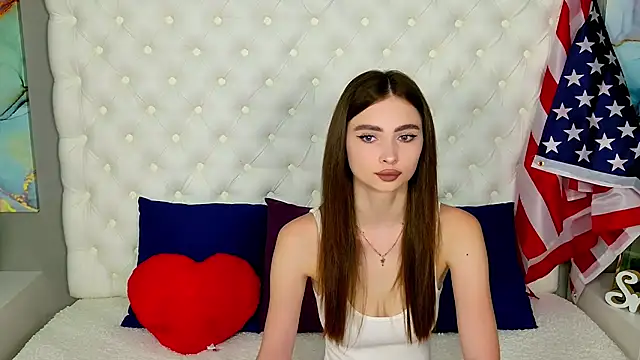 Snapshot of MilaLick chatting on July 6, 2026, 6:31 am MilaLick online show from July 6, 2026, 6:31 am
