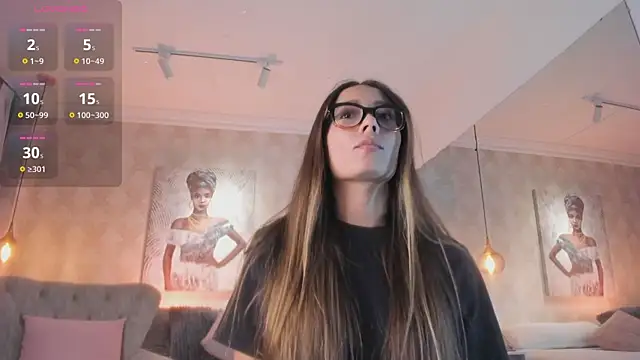 Snapshot of SERENAA__ chatting on August 4, 2026, 3:44 am SERENAA online show from August 4, 2026, 3:44 am