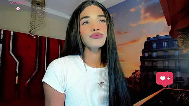 Paola Delfino online show from May 16, 2026, 10:42 pm