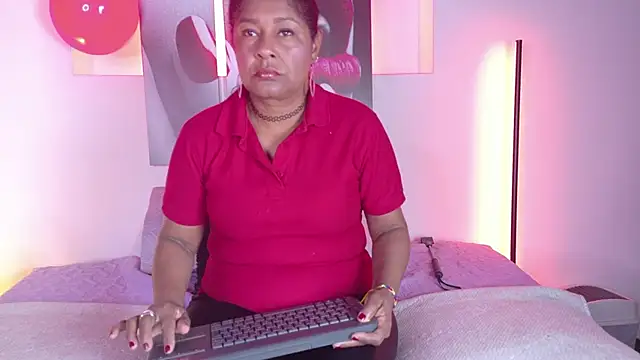 Snapshot of Miia_Blace chatting on June 18, 2026, 4:00 am Miia Blace online show from June 18, 2026, 4:00 am