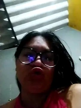 Snapshot of LatinSquirtBaby chatting on July 1, 2026, 1:55 pm LatinSquirtBaby online show from July 1, 2026, 1:55 pm