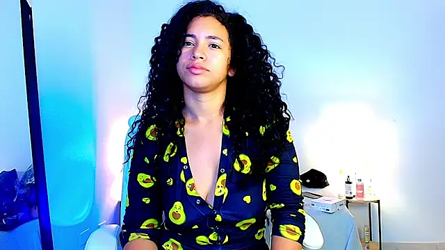 Luciianita lov199 online show from May 21, 2026, 9:06 am
