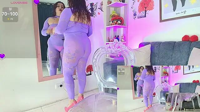 Zully Green online show from April 22, 2026, 3:24 am