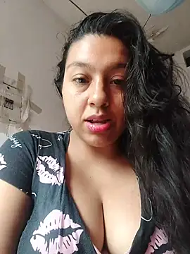 Snapshot of Scarlettt_Kiss chatting on April 8, 2026, 1:56 pm Scarlettt Kiss online show from April 8, 2026, 1:56 pm