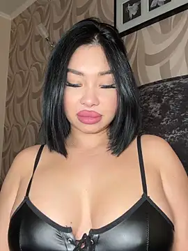 Snapshot of LaaadyDaaamn chatting on March 25, 2026, 1:43 pm LaaadyDaaamn online show from March 25, 2026, 1:43 pm