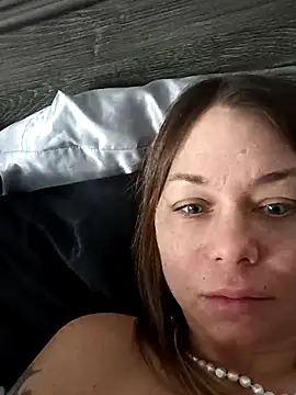 Snapshot of Couple_qc chatting on March 28, 2026, 2:07 pm Couple qc online show from March 28, 2026, 2:07 pm