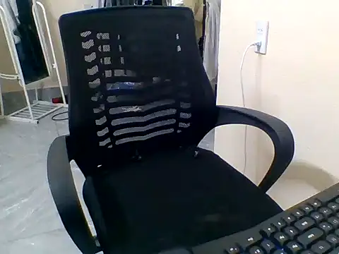 Snapshot of -Hodiqua- chatting on July 1, 2026, 12:00 am -Hodiqua- online show from July 1, 2026, 12:00 am
