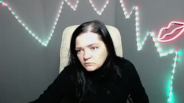 Snapshot of LauraFinn chatting on March 21, 2026, 7:18 pm LauraFinn online show from March 21, 2026, 7:18 pm