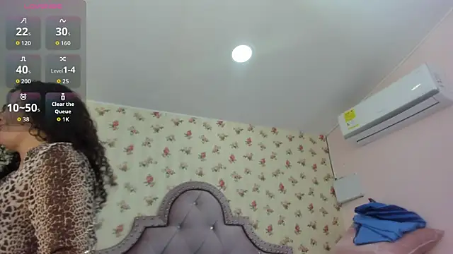 crystal watson0 online show from June 18, 2026, 2:11 pm