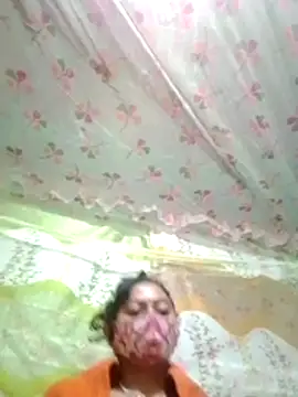 Snapshot of sexymoon2233 chatting on March 22, 2026, 6:20 pm sexymoon2233 online show from March 22, 2026, 6:20 pm