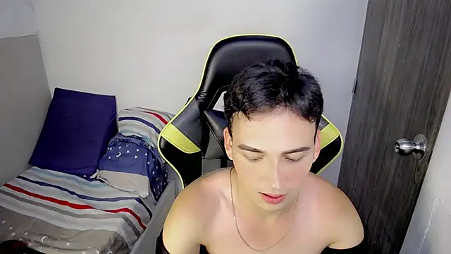 Snapshot of Mathias_twinkk chatting on March 23, 2026, 8:30 pm Mathias twinkk online show from March 23, 2026, 8:30 pm