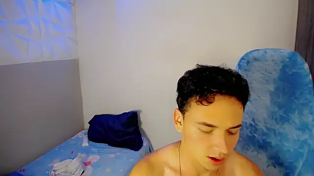 Snapshot of Mathias_twinkk chatting on March 28, 2026, 8:59 am Mathias twinkk online show from March 28, 2026, 8:59 am
