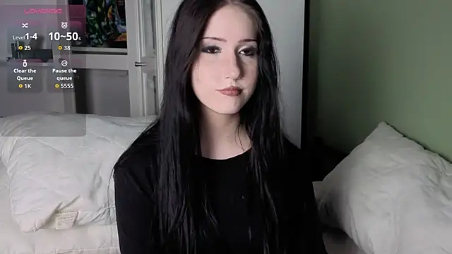 Snapshot of Nymphorina chatting on May 10, 2026, 8:11 pm Nymphorina online show from May 10, 2026, 8:11 pm