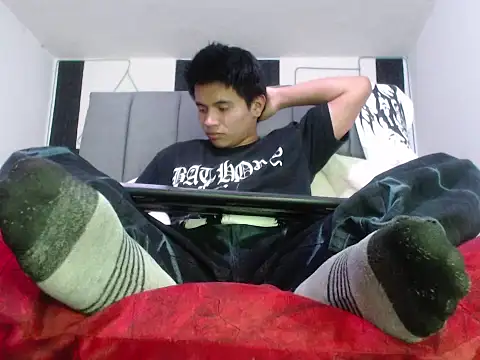 adonis latin 19 online show from June 3, 2026, 3:29 am