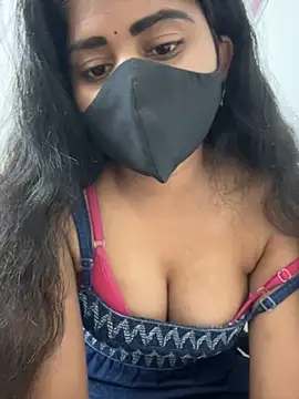 Snapshot of sexy-riyaa43 chatting on March 26, 2026, 5:44 pm sexy-riyaa43 online show from March 26, 2026, 5:44 pm