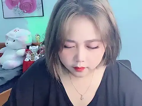 Snapshot of Nhanlu009 chatting on May 27, 2026, 12:56 pm Nhanlu009 online show from May 27, 2026, 12:56 pm
