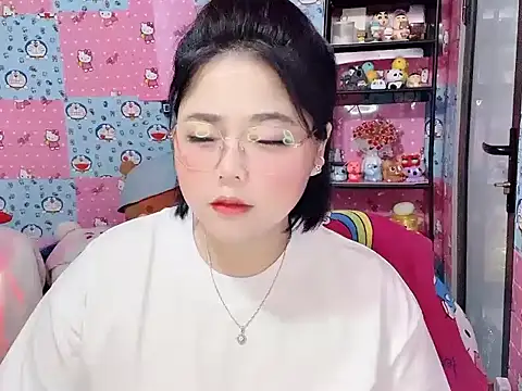 Snapshot of Nhanlu009 chatting on July 3, 2026, 1:06 pm Nhanlu009 online show from July 3, 2026, 1:06 pm