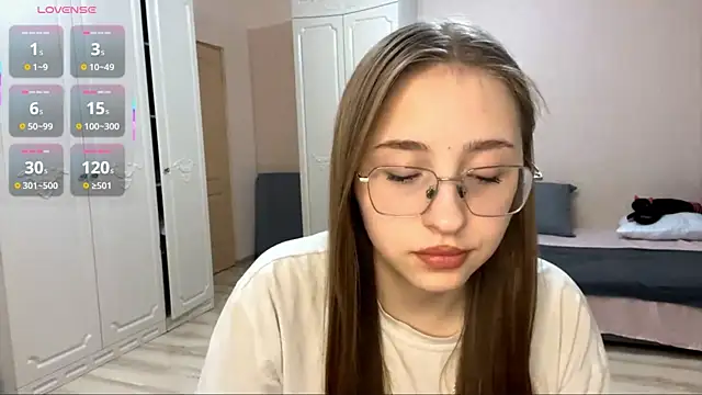 Vickyfaith online show from May 1, 2026, 10:26 pm