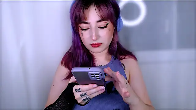 MistressEdith online show from June 19, 2026, 8:47 pm