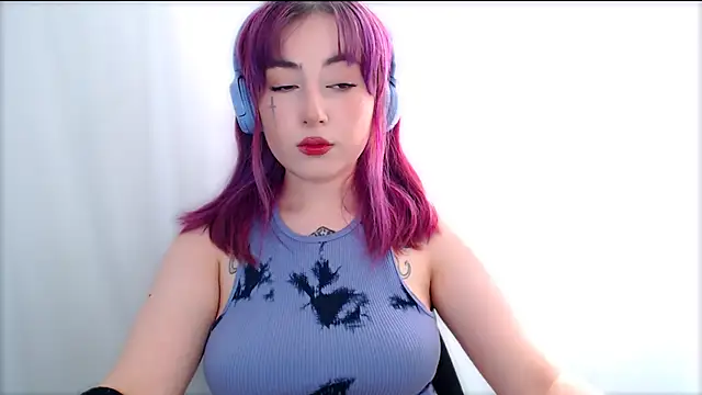 MistressEdith online show from May 19, 2026, 1:32 am