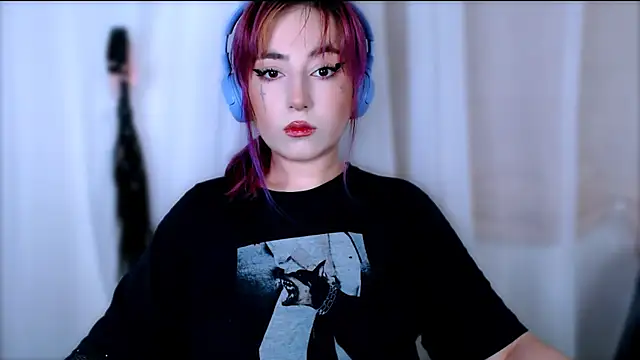 MistressEdith online show from May 13, 2026, 8:27 pm