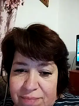 ViktoriaToytor55 online show from April 24, 2026, 6:32 pm