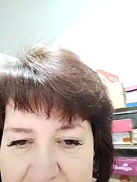 ViktoriaToytor55 online show from April 18, 2026, 7:33 am