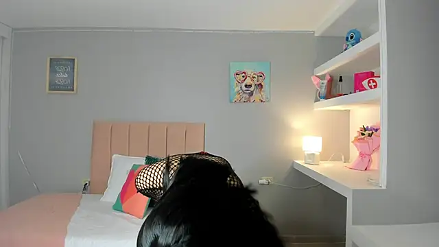 Snapshot of Violetta_keller chatting on June 9, 2026, 1:12 pm Violetta keller online show from June 9, 2026, 1:12 pm