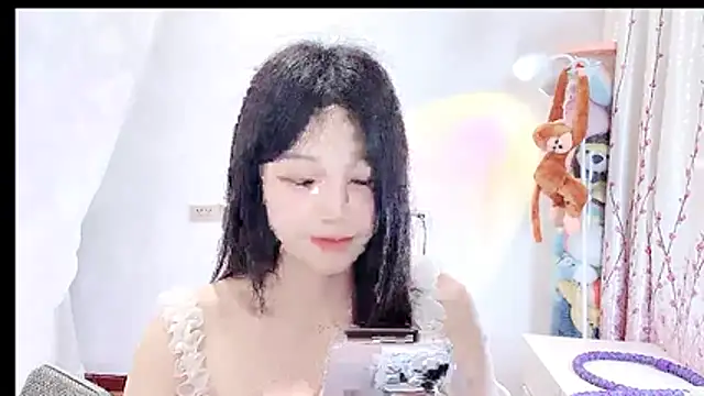 Snapshot of QQ-7890 chatting on April 10, 2026, 12:12 pm QQ-7890 online show from April 10, 2026, 12:12 pm