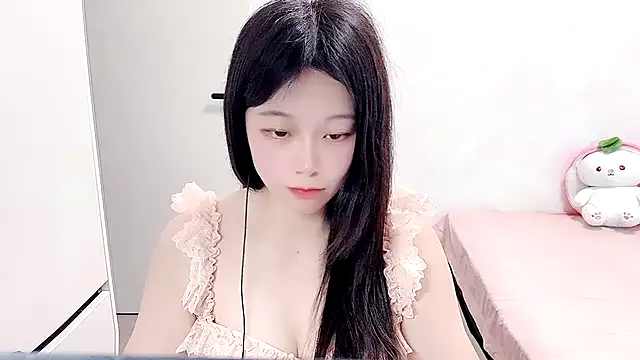 Snapshot of QQ-7890 chatting on May 6, 2026, 1:15 pm QQ-7890 online show from May 6, 2026, 1:15 pm