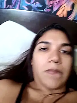 Snapshot of isabellahofmann chatting on May 6, 2026, 7:29 pm isabellahofmann online show from May 6, 2026, 7:29 pm