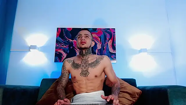 DominicParkerr online show from March 20, 2026, 11:50 pm