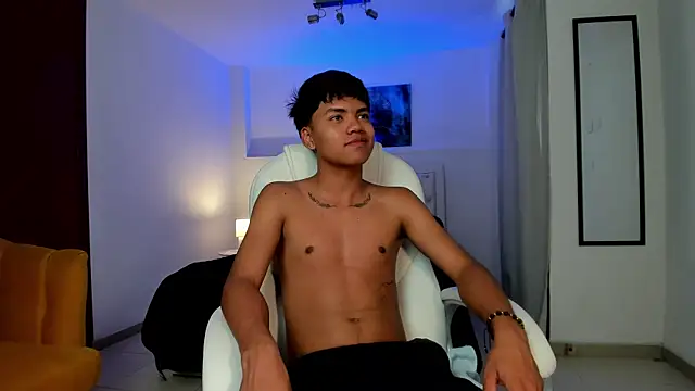 Snapshot of thiagosterling chatting on May 9, 2026, 6:44 pm thiagosterling online show from May 9, 2026, 6:44 pm