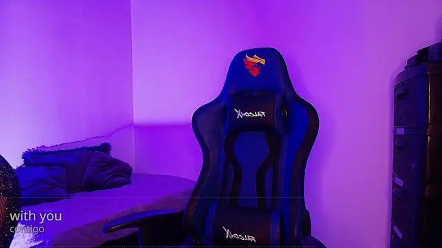 Snapshot of Nicolwhitee chatting on March 20, 2026, 12:06 pm Nicolwhitee online show from March 20, 2026, 12:06 pm