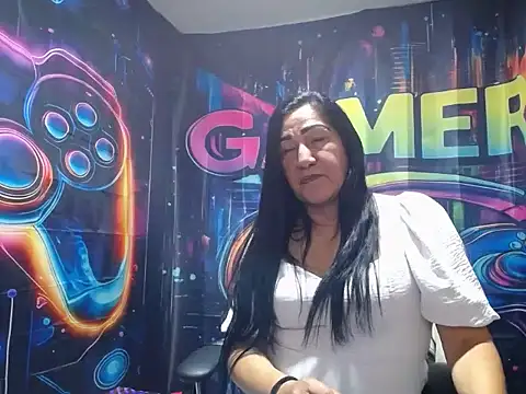 EmmieRae   online show from March 22, 2026, 4:27 am