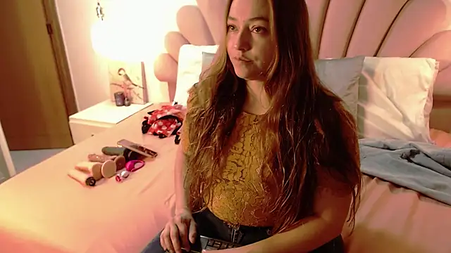 SabrinaVantress online show from August 5, 2026, 4:50 am