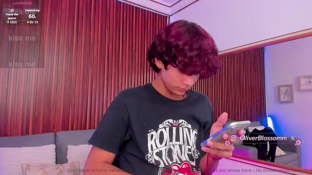 Snapshot of Oliver20__ chatting on July 24, 2026, 10:06 pm Oliver20 online show from July 24, 2026, 10:06 pm