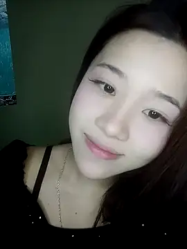 Luna beautifullll online show from March 31, 2026, 5:53 am