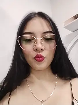 veleria allurin online show from July 21, 2026, 2:58 am