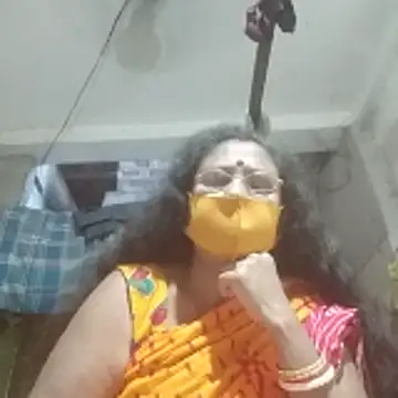 Riya45326 online show from April 12, 2026, 11:13 am