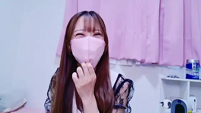 Snapshot of RIRI_23 chatting on March 23, 2026, 6:57 am RIRI 23 online show from March 23, 2026, 6:57 am