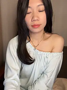 xiaomi-baby online show from April 12, 2026, 3:10 am