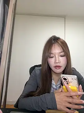 leilei998 online show from March 20, 2026, 9:43 am