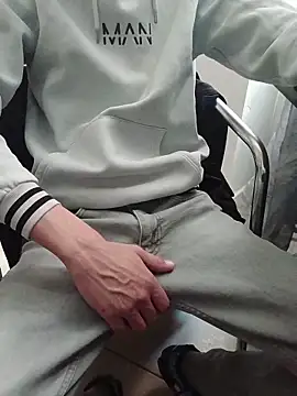 Skinboy06 online show from March 31, 2026, 10:50 am