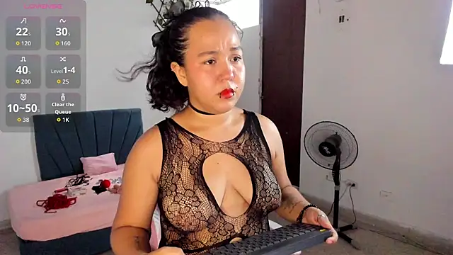 Snapshot of LisaTepes chatting on April 4, 2026, 9:10 pm LisaTepes online show from April 4, 2026, 9:10 pm